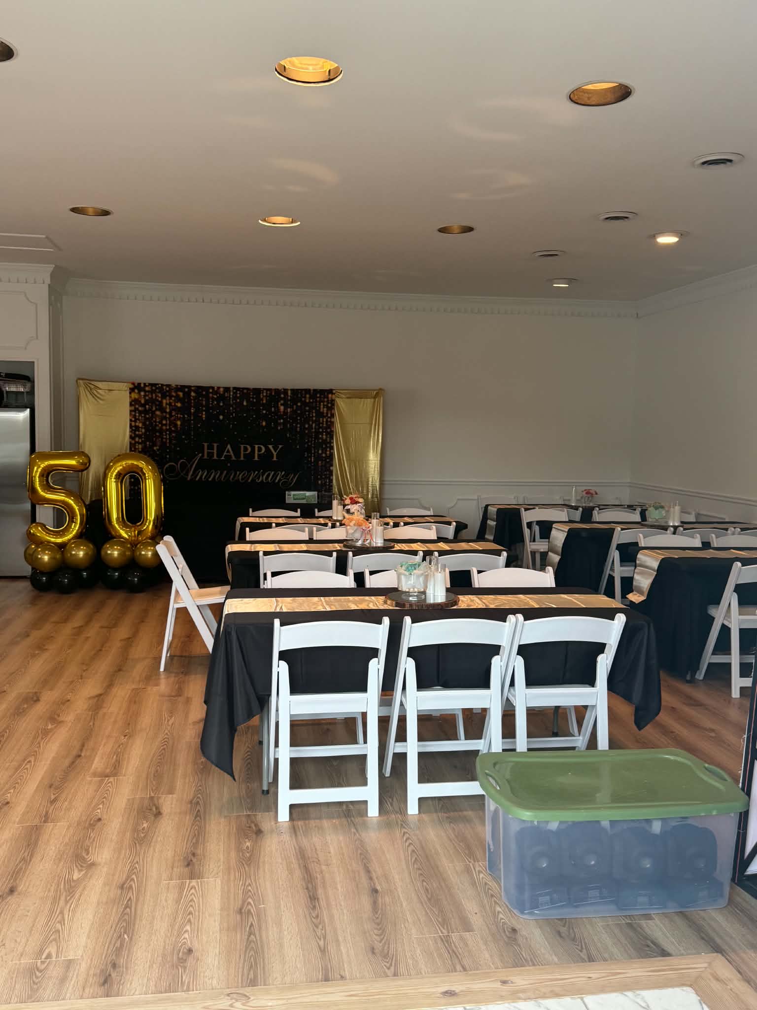 JVL Venue party setup with custom balloon backdrop